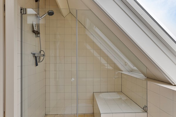 Medium property photo - Jan van Ruusbroeclaan 5, 2343 JL Oegstgeest