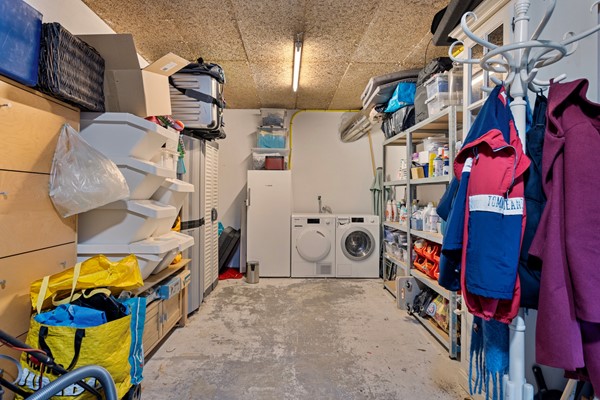 Medium property photo - Jan van Ruusbroeclaan 5, 2343 JL Oegstgeest