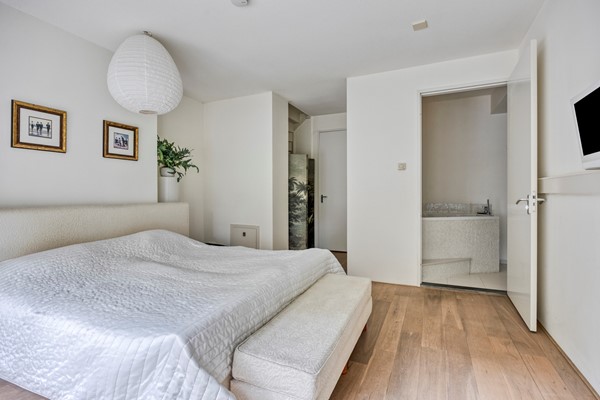 Medium property photo - Vleeresteyn 20, 2341 BP Oegstgeest