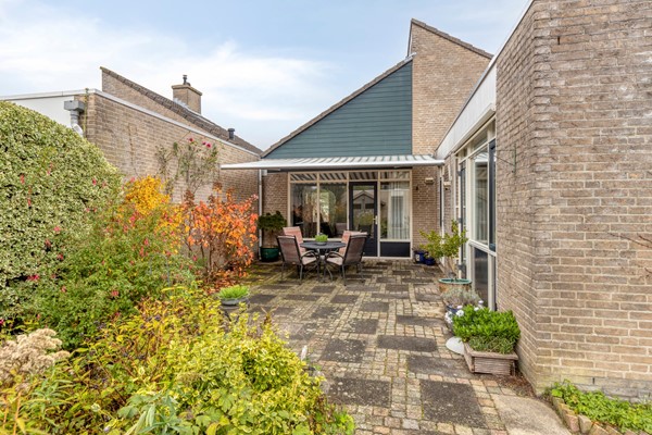 Medium property photo - Annie M.G. Schmidtlaan 39, 2343 BG Oegstgeest