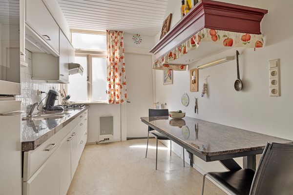 Medium property photo - Utrechtse Veer 12, 2311 NC Leiden