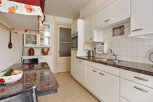 Medium property photo - Utrechtse Veer 12, 2311 NC Leiden