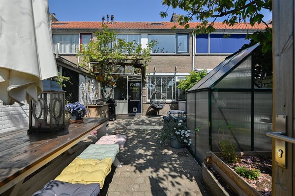 Medium property photo - President Kennedylaan 26, 2343 GR Oegstgeest