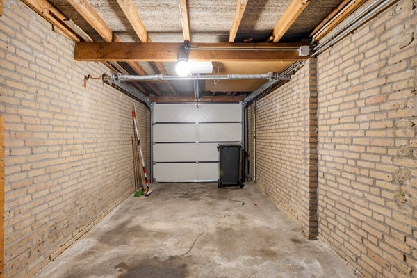 Medium property photo - Dr. Albert Schweitzerstraat 42, 6431 VG Hoensbroek