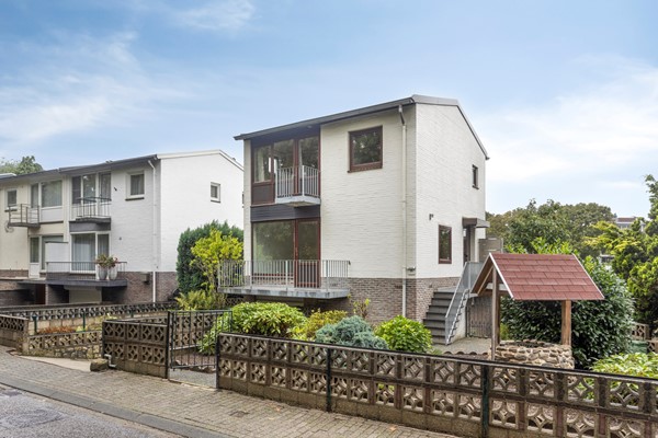 Te koop: “Verrassend ruim wonen, midden in het prachtige Valkenburg!”
