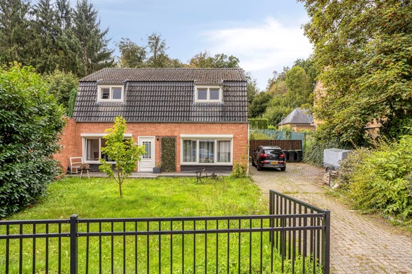 Te koop: Vrijstaand wonen met ruimte voor het hele gezin, werken aan huis én de toekomst!