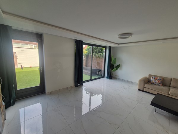 Medium property photo - Picassoweg 61, 1328 KK Almere