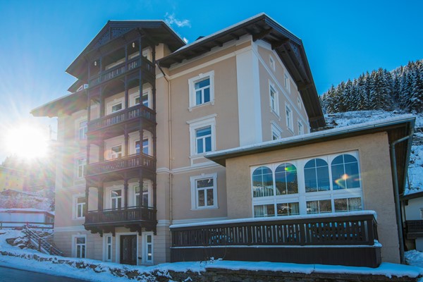 Te koop: Badgastein, Mooi karakter appartement in authentieke landhuis villa met ,,2e wohnsitz'' vergunning ,,Een uniek object''   Verkocht , verkocht ! 