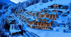 csm_3813_AlpenParks_Viehhofen_-_Aussen_Stp_02_Winter_Abend_00_low3_82d984d7fd.jpg
