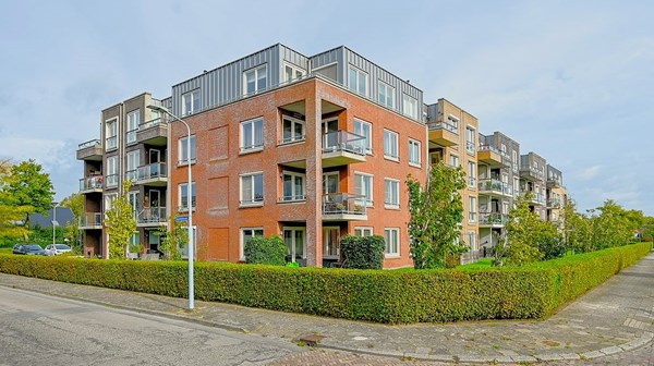 For sale: Hartingstraat 22, 2152XH Nieuw-Vennep