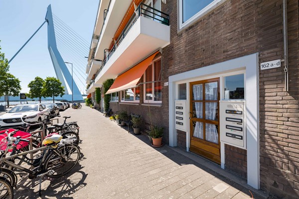 Te koop: Unieke woning op een fantastische locatie - Noordereiland Rotterdam
Met bijna 100m2 tuin!!!
