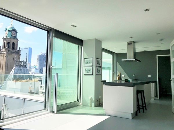 Medium property photo - Halvemaanpassage 77, 3011 DL Rotterdam