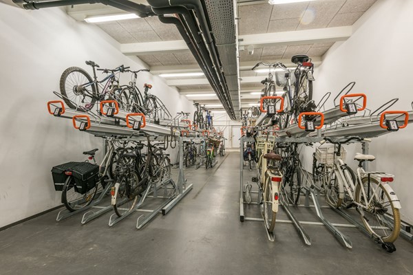 Medium property photo - Halvemaanpassage 77, 3011 DL Rotterdam