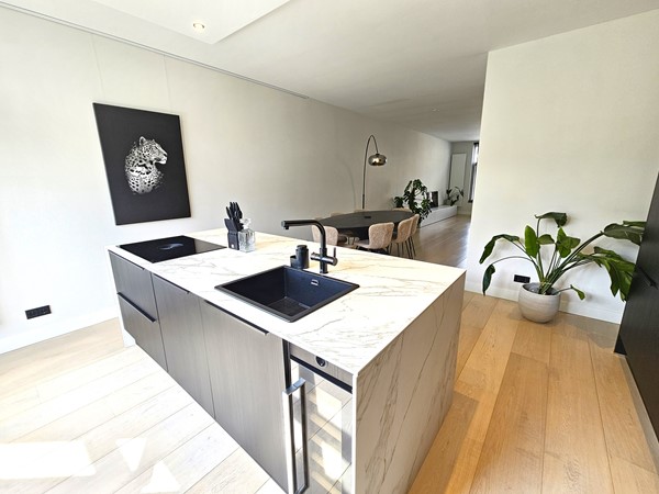 Medium property photo - Van Oosterzeestraat 22A, 3022 XM Rotterdam
