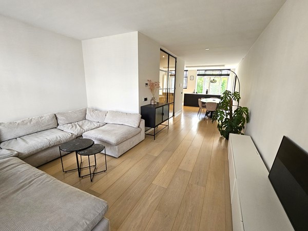 Medium property photo - Van Oosterzeestraat 22A, 3022 XM Rotterdam