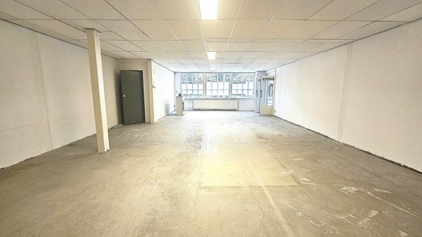 Medium property photo - Delftweg 17, 3043 CC Rotterdam