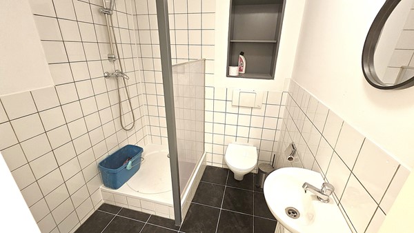 Medium property photo - Delftweg 17, 3043 CC Rotterdam