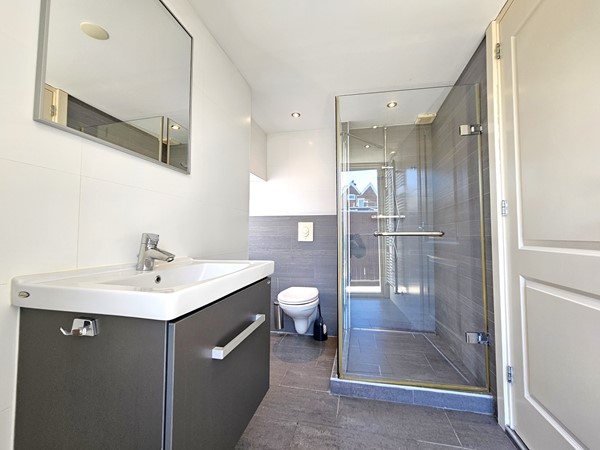 Medium property photo - Waterloostraat 27A03, 3062 TD Rotterdam