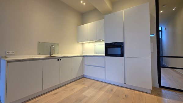 Medium property photo - Hilledijk 87A, 3072 RD Rotterdam