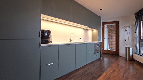 Medium property photo - Bloemfonteinstraat 10C, 3072 HG Rotterdam