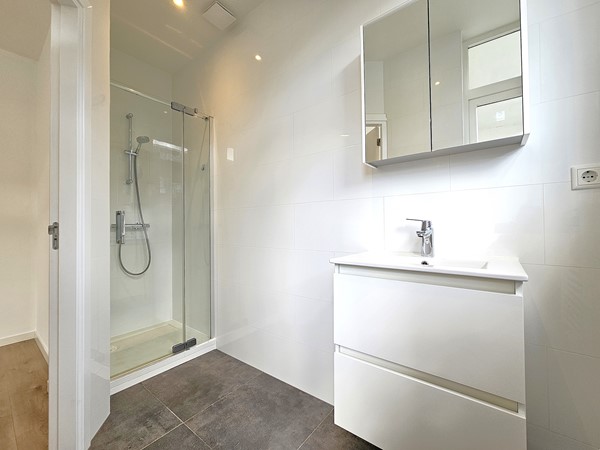 Medium property photo - Millinxstraat 24A02, 3081 PN Rotterdam