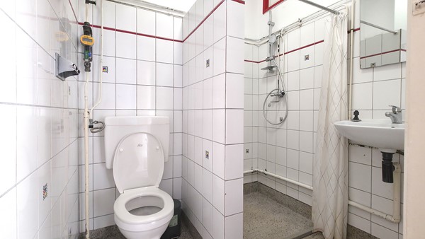 Medium property photo - Herman Robbersstraat 102F, 3031 RL Rotterdam