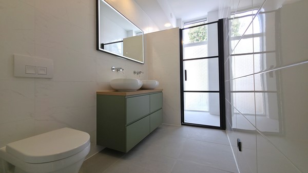 Medium property photo - 2e Carnissestraat 19, 3083 JE Rotterdam