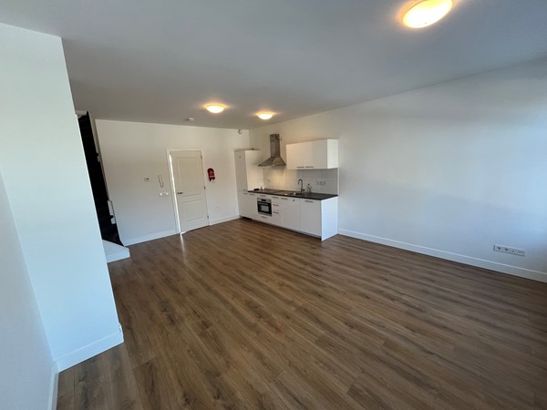 Medium property photo - Hillevliet 117B02, 3073 KM Rotterdam