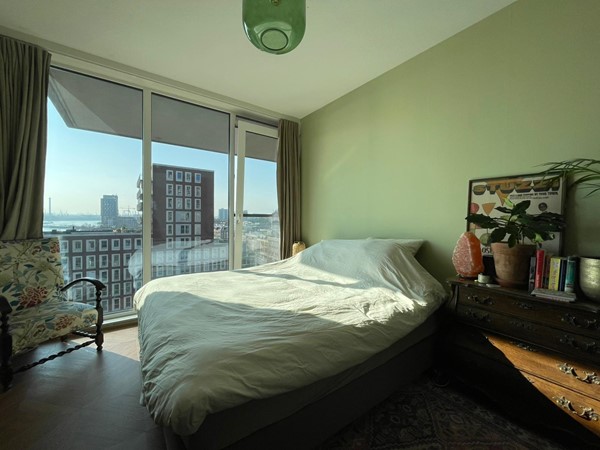 Medium property photo - Maashavenweg 226, 3072 AZ Rotterdam