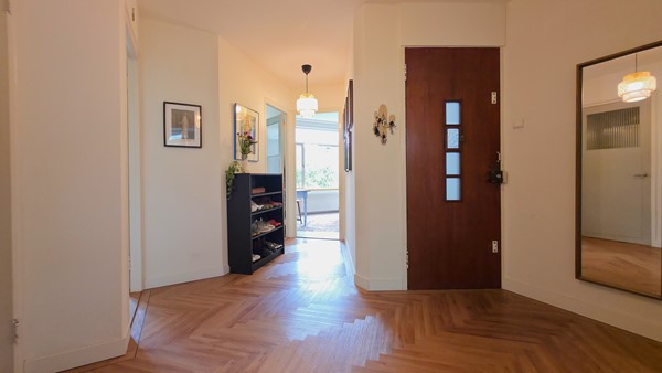 Medium property photo - Van Beuningenstraat 13-01, 3039 WC Rotterdam