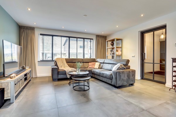 Medium property photo - Christinelaan 10, 5531 HN Bladel