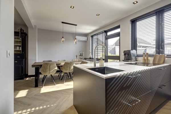 Medium property photo - Dr. A. Zijlmansstraat 10, 5531 GG Bladel