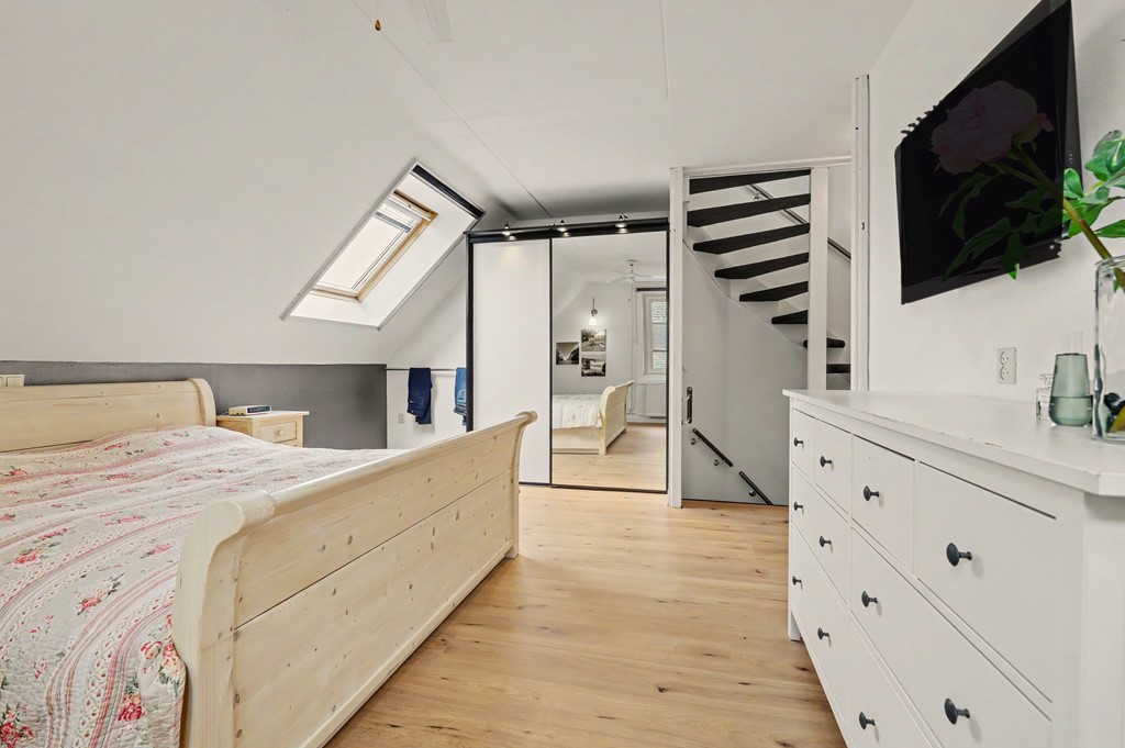 25_HOOGELOON_5528_BN_Sjef_Seuntiensstraat_12.JPG
