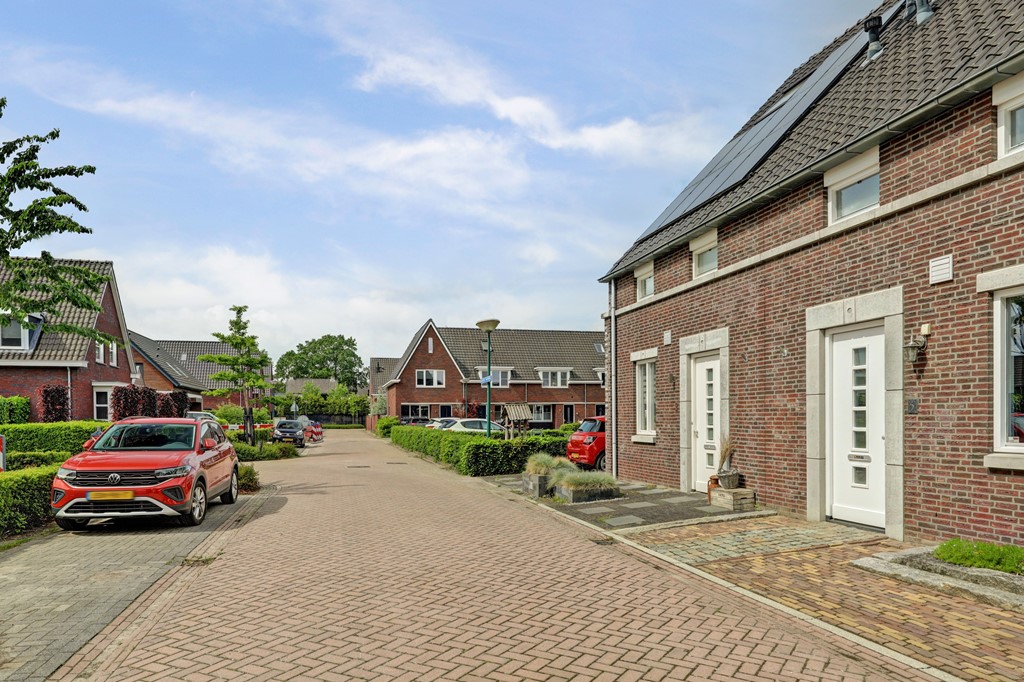 05_Riethoven_5561_BE_Voorthof_5.jpg