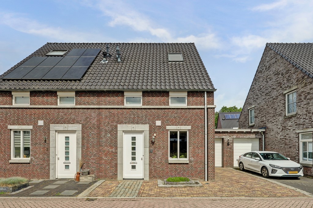 01_Riethoven_5561_BE_Voorthof_5.jpg