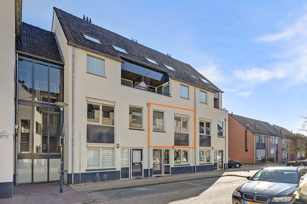 32_BLADEL_5531_AT_Marktstraat_2_c.png