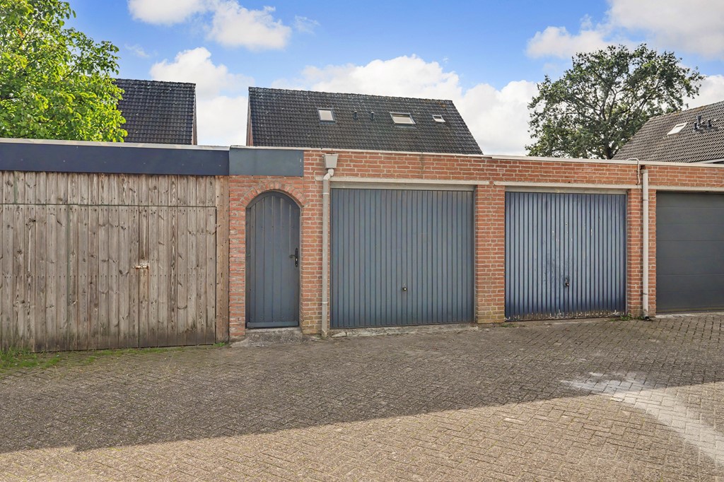 72_BLADEL_5531_BW_Schutsboom_4.jpg