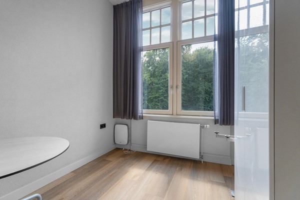 Medium property photo - Apeldoornseweg 152, 6814 BP Arnhem