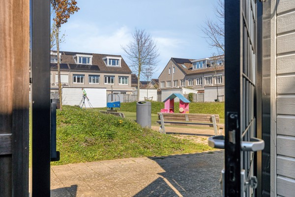 JaapvandeScheurhof83151MGHoekvanHollandNL-38.jpg