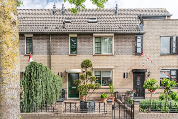 Te koop: Mooie eengezinswoning met dakkapel, aanbouw en grote schuur/berging.