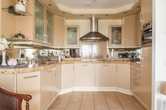08669647_3.jpg