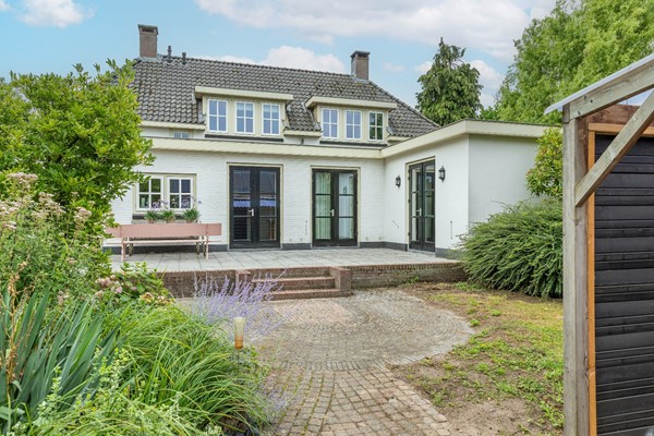 Medium property photo - Dorpsplein 4, 4041 GH Kesteren