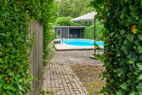 Medium property photo - Dorpsplein 4, 4041 GH Kesteren