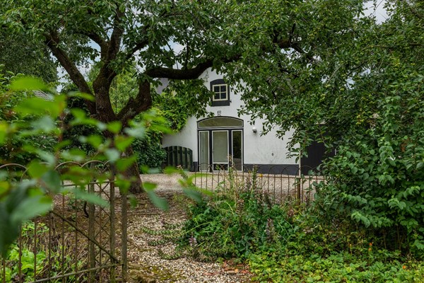 Medium property photo - Dorpsplein 4, 4041 GH Kesteren