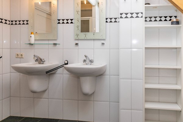 Medium property photo - Dorpsplein 4, 4041 GH Kesteren