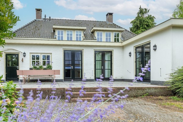 Medium property photo - Dorpsplein 4, 4041 GH Kesteren