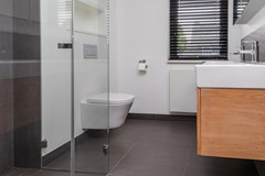 08712105_3.jpg