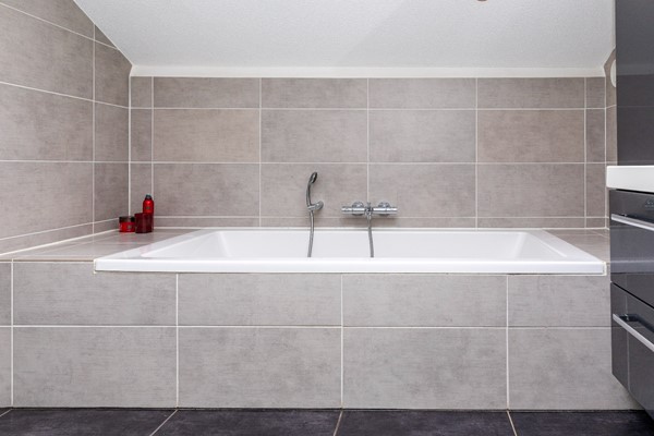 Medium property photo - Burgemeester Houtkoperweg 44, 4033 BL Lienden