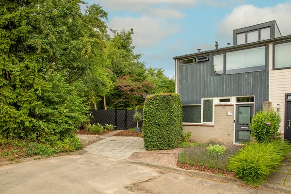 Medium property photo - Prof. Einthovenlaan 12, 4003 WX Tiel