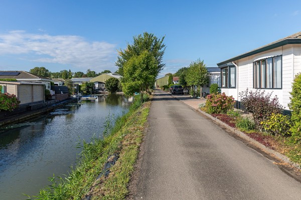 Medium property photo - Blauwe Kampseweg 2-10, 4011 LK Zoelen